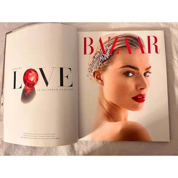 Harper's Bazaar Magazine January 2019 - Margot Robbie cover - Picture 6 of 13